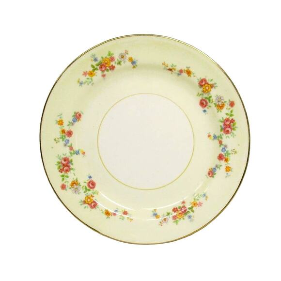 Homer Laughlin Company Eggshell Nautilus Saucer August 1955 Measures 6 Inches - Picture 1 of 3